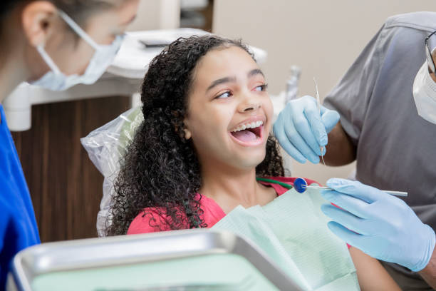 Best Emergency Denture Repair in Burbank, WA